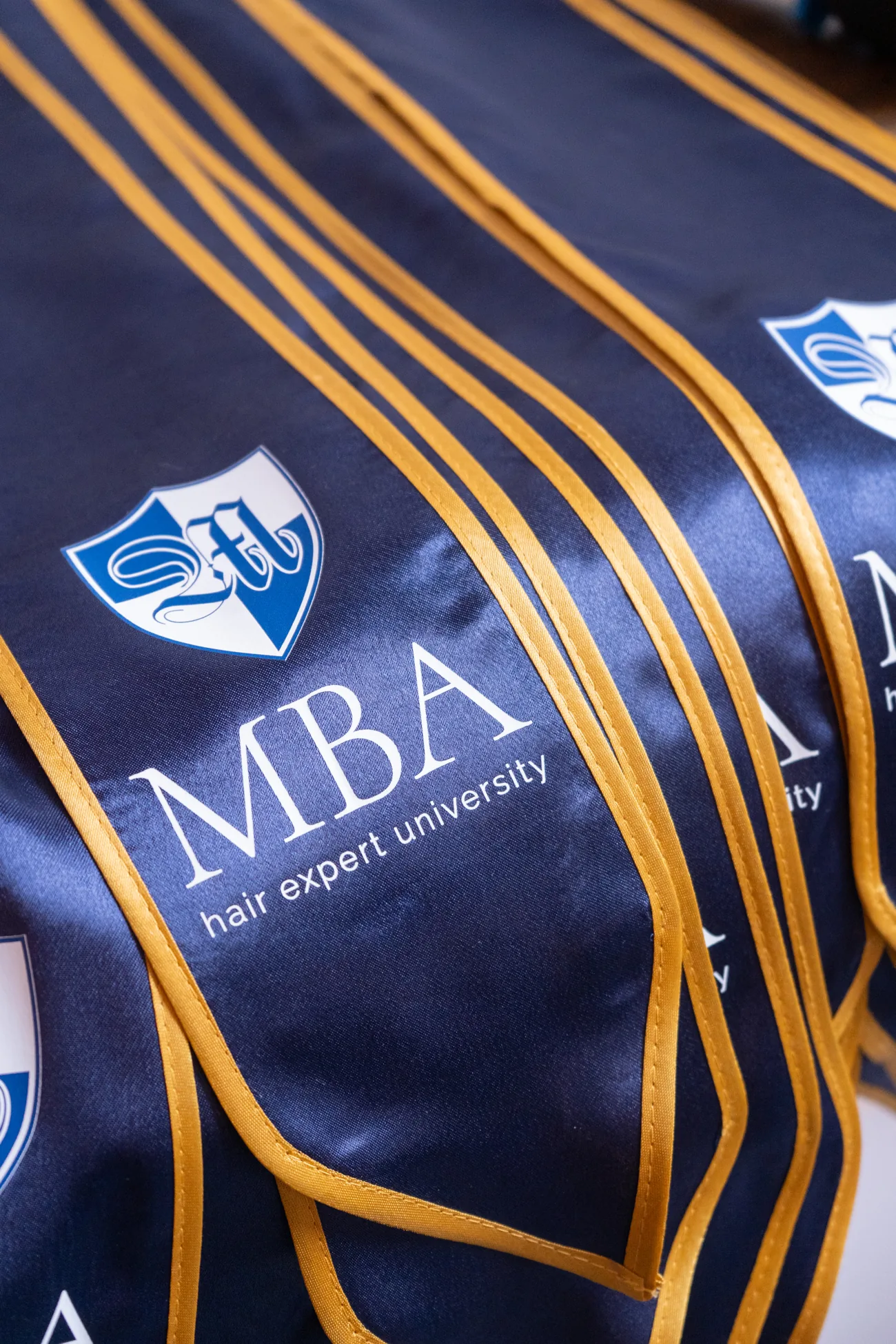Мантия MBA Hair Expert University